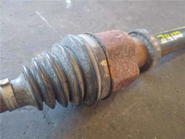 Foto 3ª: Transmision Delantera Derecha Ford Transit 2.0 FT 280 2.0 [2.0 LTR. - 74 KW TDE CAT] FURGON CORTO (FY)(2000 _)