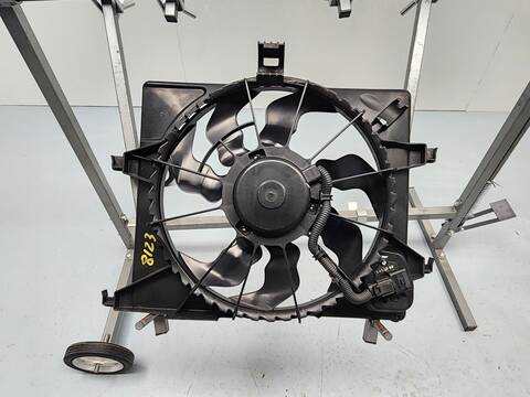 Foto 2ª: Electroventilador Hyundai i20 KLASS ACTIVE CROSSOVER 90CV 66KW [D4FC] (2016)