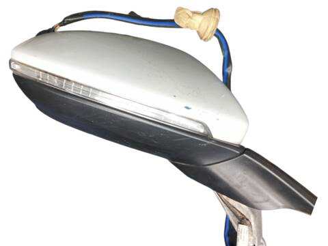 Foto 3ª: Retrovisor Derecho Volkswagen Golf 1.6 TDI (2012)