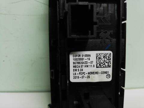 Foto 3ª: Botonera Elevalunas Opel Combo HN05 (2020)