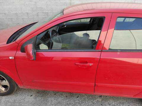 Puerta Delantera Izquierda Opel Astra Z14XEP BERLINA