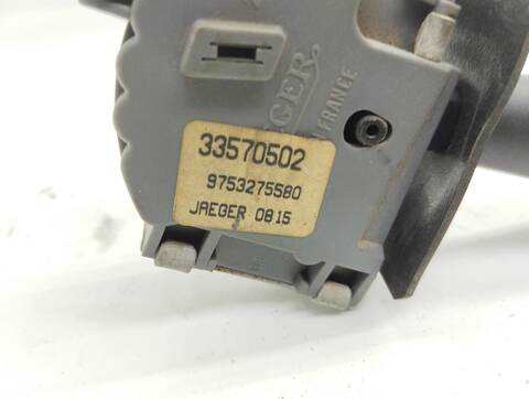 Foto 3ª: Mando Multifuncion Peugeot 205 1.8 D GENERATION BERLINA 60CV 44KW [D-A9A] (1998)