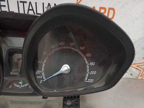 Foto 4ª: Cuadro de Instrumentos Ford Transit AMBIENTE 75CV 55KW [UGCB] (2015)