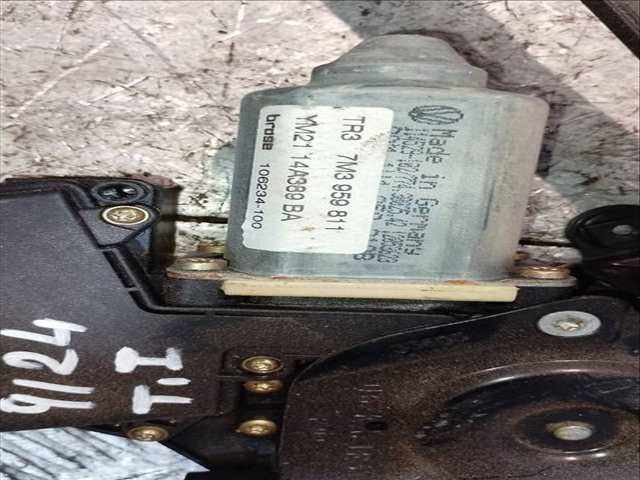 Foto 4ª: Elevalunas Manual Trasero Izquierdo Ford Galaxy AMBIENTE 116CV 85KW [AUY] (2003)