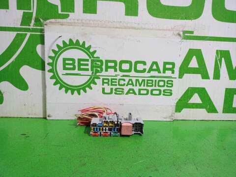 Caja Reles Fusibles Renault Megane CONFORT AUTHENTIQUE 112CV