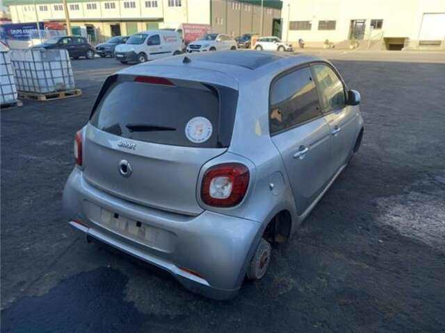 Foto 2ª: Sistema Audio Radio CD Smart Forfour 0.9 BÁSICO 66KW (453.044) [0.9 LTR. - 66 KW TURBO CAT] [281910-D4F702]