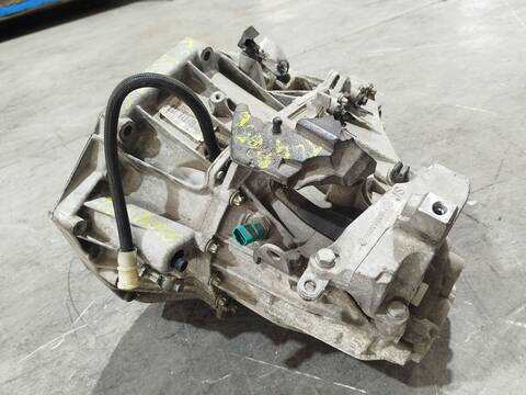 Foto 3ª: Caja Cambios Renault Megane 1.5 DCI BZ09 BZ0D BZ1W BZ29 BZ14) HATCHBACK 110CV 81KW III HATCHBACK BZ0/1_ B3_) [K9K 636]