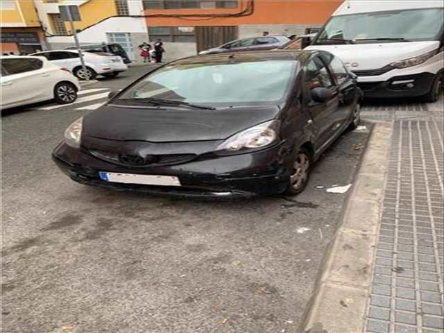 Foto 1ª: Paragolpes Trasero Toyota Aygo 1.0 [1KR-FE]