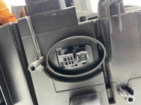 Foto 3ª: Faro Izquierdo Bmw X5 3.0 N57D30B E70) (2010)