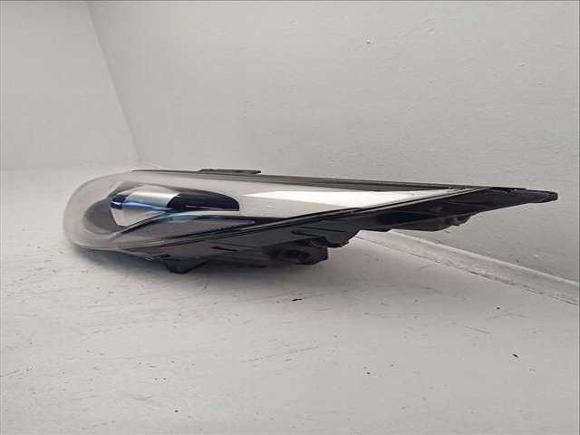 Foto 3ª: Faro Izquierdo Hyundai ix35 TECNO STAR 2WD 116CV 85KW [D4FD] (2014)