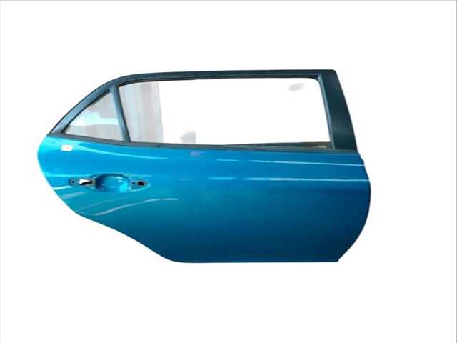 Foto 3ª: Puerta Trasera Derecha Toyota Auris 2.0 D-4D ADE150_ ADE150R) (2006)