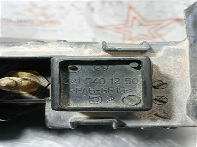 Foto 3ª: Caja Reles Fusibles Mercedes Clase S 220 500 221.071) BERLINA 388CV 285KW [M273961] (2006)