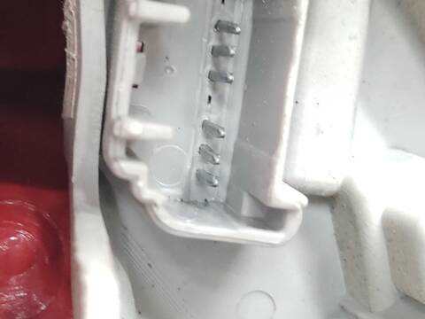 Foto 3ª: Piloto Trasero Derecho Toyota Auris 1.4 ZZE150_) 97CV 71KW [4ZZ] (2007)