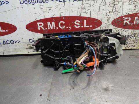 Foto 2ª: Mando Climatizador Peugeot 207 CONFORT 68CV 50KW [8HZ] (2008)
