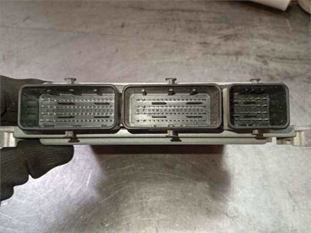 Foto 3ª: Centralita Motor ECU Renault Kadjar 1.3 BLACK EDITION [1.3 LTR. - 103 KW TCE]