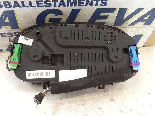 Foto 2ª: Cuadro de Instrumentos Volkswagen Golf 1.9 TDI 0CV [AGR] (1998)