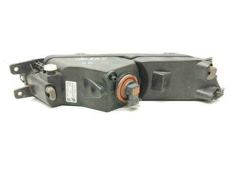 Foto 4ª: Faro Antiniebla Delantero Derecho Volkswagen Passat ADVANCE BMT 120CV 88KW (2014)