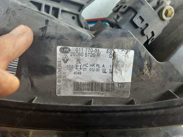 Foto 2ª: Faro Izquierdo Renault Kadjar 1.2 TCE 130CV [H5F 408] (2015)