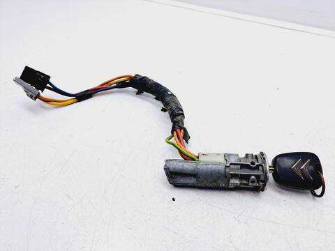 Foto 2ª: Motor de Arranque Peugeot Partner 1.9 DIESEL 69CV 51KW [WJZ] (2000)