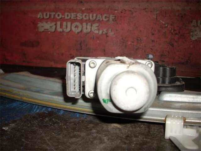 Foto 3ª: Elevalunas Eléctrico Trasero Izquierdo Citroen C4 2.0 HDI [RHR (DW10BTED4)]