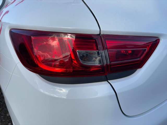 Foto 3ª: Piloto Trasero Izquierdo Renault Clio 1.1 GASOLINA 73cv [D4FD7] (2017)