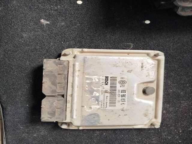 Centralita Motor ECU Volkswagen Golf BERLINA