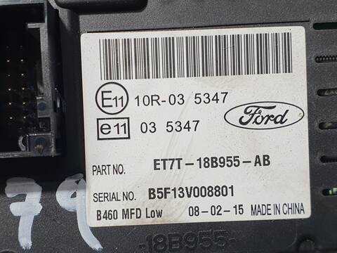 Foto 3ª: Pantalla Multifuncion Ford Fiesta TREND 100CV 74KW [SFJD] (2015)