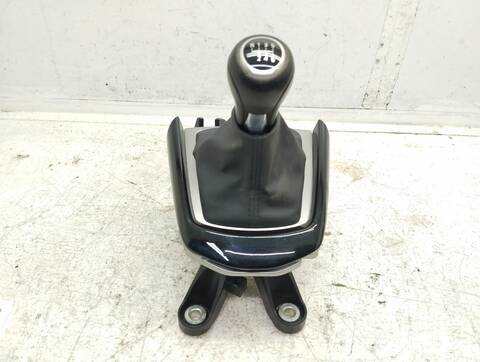 Palanca de Cambio Mazda CX3 G CENTER-LINE