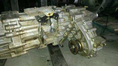 Foto 3ª: Caja Cambios Nissan Navara 2.5 TD 16V CAT 133CV 98KW PICK-UP D22) [YD25] (2006)