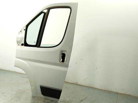 Foto 2ª: Puerta Delantera Izquierda Fiat Ducato 130 MULTIJET 2 3 D 131CV 96KW FURGONETA [F1AGL411D] (2017)