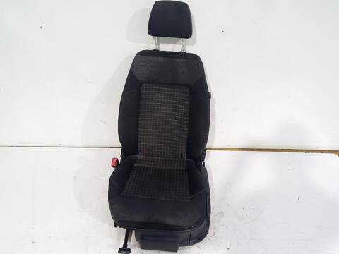 Foto 2ª: Asiento Delantero Izquierdo Volkswagen Polo ADVANCE BLUEMOTION 90CV [CUSB] (2014)