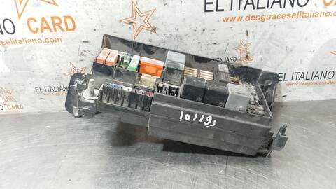 Caja Reles Fusibles Mercedes Clase ML 320 3.0 CDI W164) 224CV 165KW 164.122)