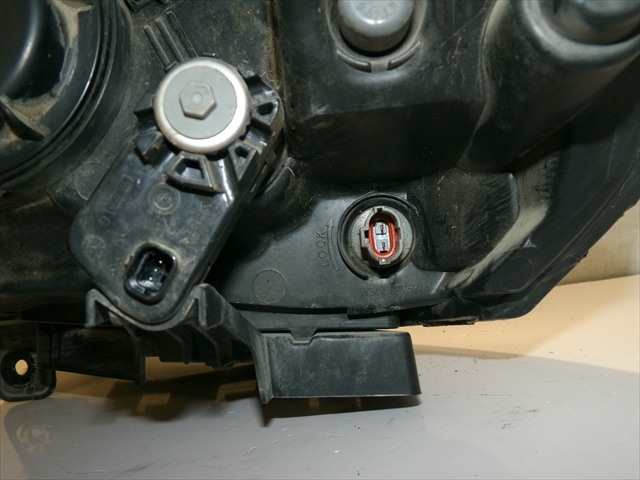Foto 4ª: Faro Derecho Ssangyong Korando 2.0 D 2010-2019 [671950] (2013)