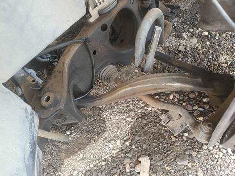 Brazo Suspension Delantero Izquierdo Mercedes Clase G 230 OM642961 AUT.