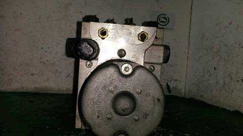 Foto 3ª: Abs Ford Mondeo TREND 06.2003 ) D) BERLINA 130CV 96KW [CFBA] (2004)