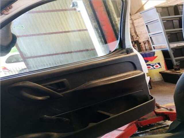Foto 2ª: Puerta Delantera Derecha Citroen Berlingo 1.9 D SX COMBI [1.9 LTR. - 51 KW DIESEL] [WJY]
