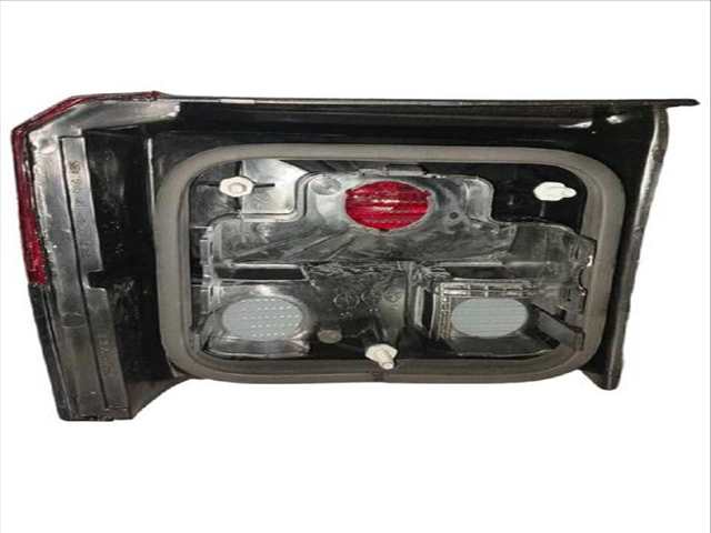 Foto 3ª: Piloto Trasero Derecho Volkswagen Transporter 2.4 D FURGONETA (1990)