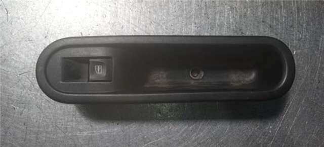Foto 2ª: Botonera Elevalunas Renault Twingo 0.9 TCE [H4BC401]
