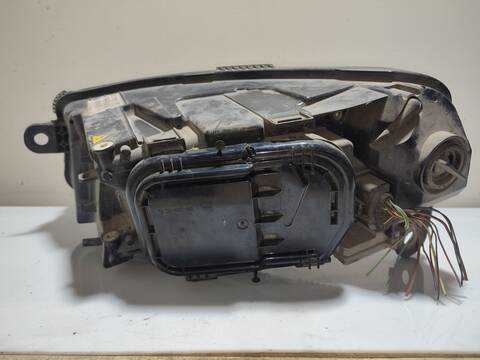 Foto 2ª: Faro Derecho Audi A6 BERLINA (2004)