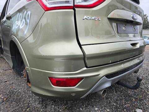 Foto 2ª: Paragolpes Trasero Ford Kuga T8MA (2014)