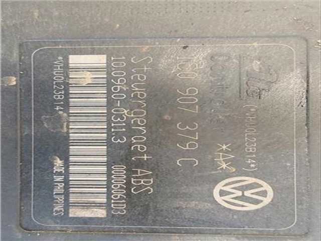 Foto 4ª: Abs Volkswagen Golf 1.6 CONCEPTLINE BERLINA 105CV 77KW [(G) AUS/AZD] (2001)