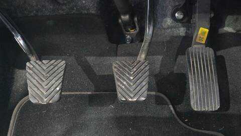 Pedal Embrague Kia Rio SPIRIT 101CV 74KW