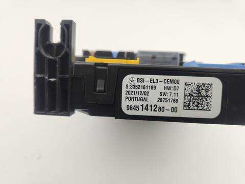 Foto 2ª: Caja Reles Fusibles Peugeot Rifter ACTIVE NAV STANDARD 102CV 75KW [YH01] (2022)