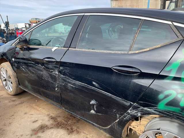 Foto 2ª: Puerta Trasera Izquierda Opel Astra 1.6 CDTI 136cv [B16DTH] (2018)