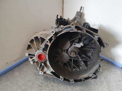 Caja Cambios Ford Mondeo AMBIENTE 06.2003 ) D) BERLINA 155CV 114KW