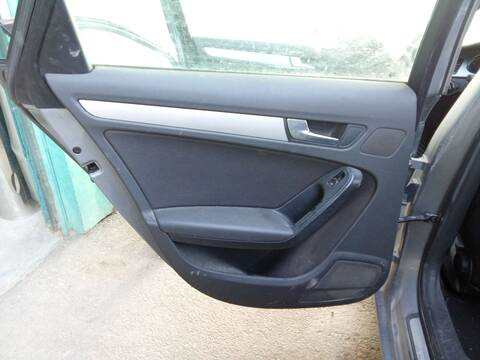 Elevalunas Manual Trasero Izquierdo Audi A4 2.7 TDI 190CV 140KW