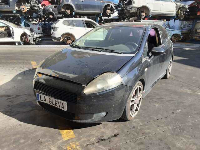 Mangueta Delantera Izquierda Fiat Grande Punto 1.3 JTD90CV
