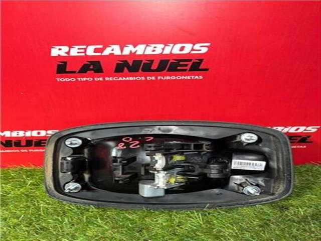 Foto 2ª: Maneta Exterior Trasera Derecha Iveco Daily FG 33 S V BATALLA 3520 DIESEL SCR 136CV 100KW FURGON [F1AGL411J*C] (2018)