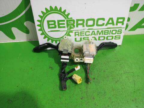 Mando Multifuncion Mazda 6 2.0 16V CAT BERLINA 136CV 100KW