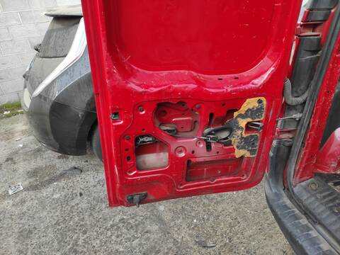 Foto 3ª: Puerta Trasera Izquierda Renault Kangoo K9K800 (2011)